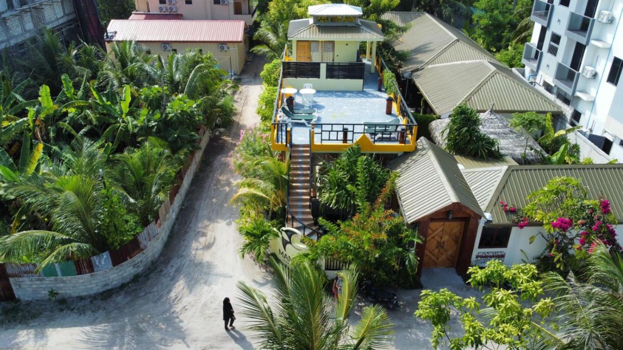Manta Dhangethi Екстериор снимка